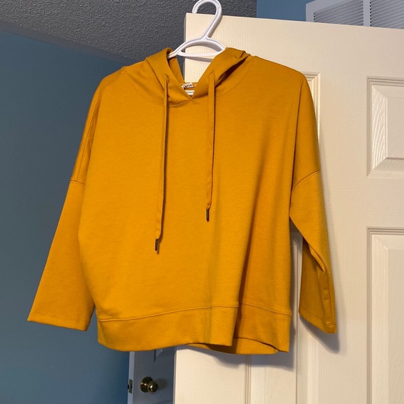 Cropped hoodie, never worn - Picture 1 of 2